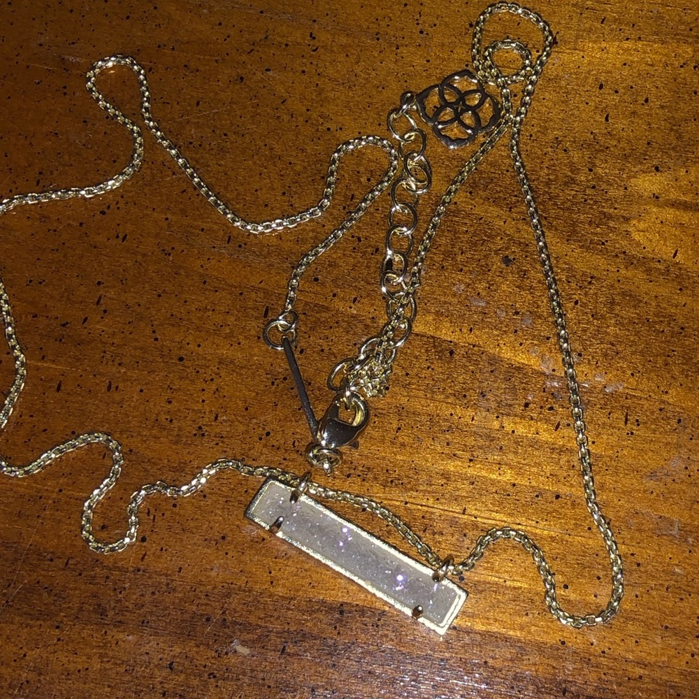Kendra Scott Necklace